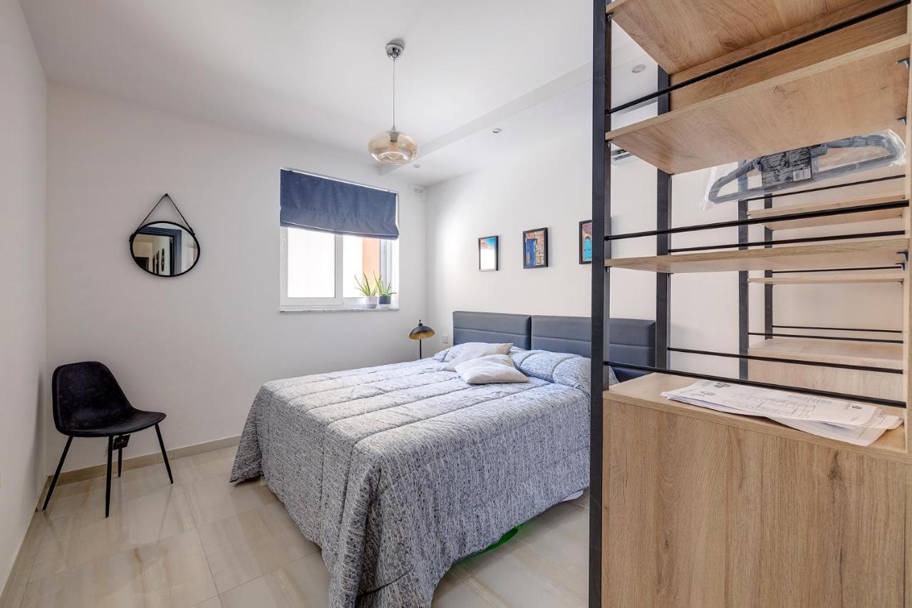 Chic 2Br Apartment, Ideal Location Ta Xbiex Exteriör bild