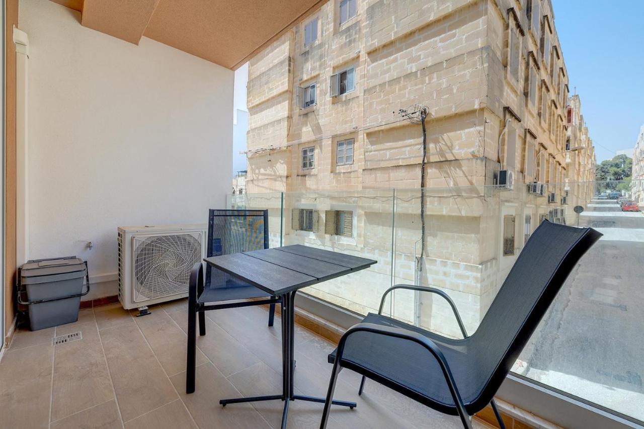 Chic 2Br Apartment, Ideal Location Ta Xbiex Exteriör bild